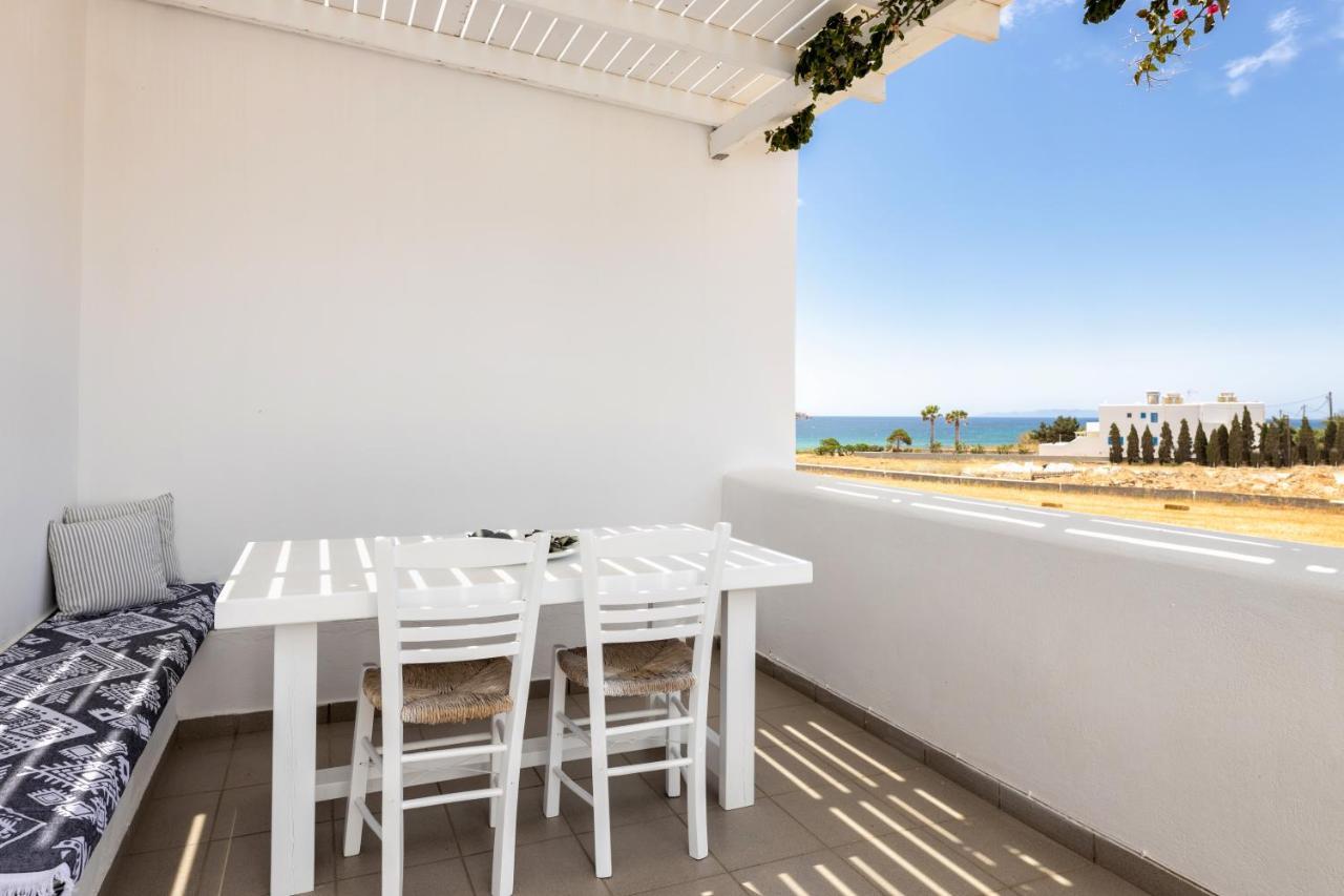 Golden Chrisi Akti (Paros)
